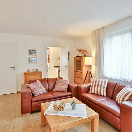 Haus Unterm Reet Rechts * פרראו