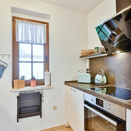 Haus Unterm Reet Rechts Dom wakacyjny Prerow