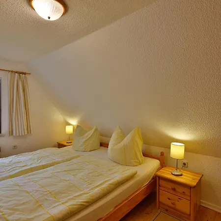 Haus Unterm Reet Rechts Dom wakacyjny *