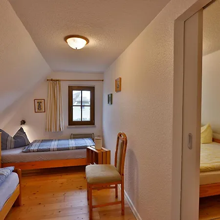 Haus Unterm Reet Rechts Prerow