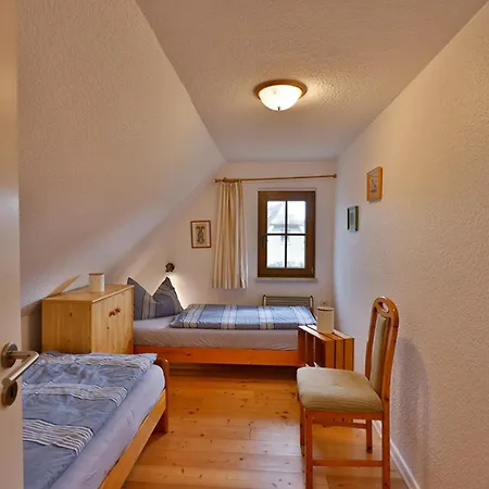 Dom wakacyjny Haus Unterm Reet Rechts *